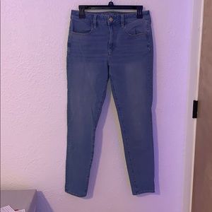 American eagle outfitters light blue jeans